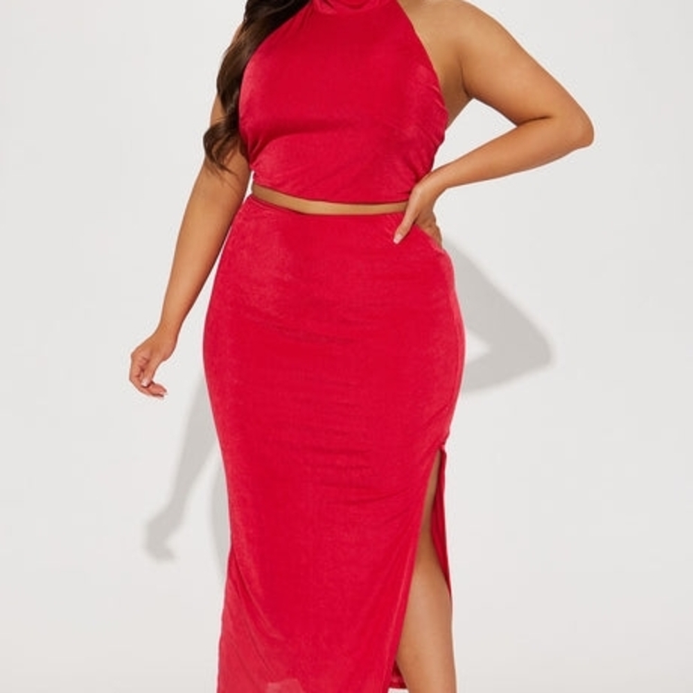 Fashion Nova Elegant Slinky Red Women's Skirt Set - Picture 1 of 3